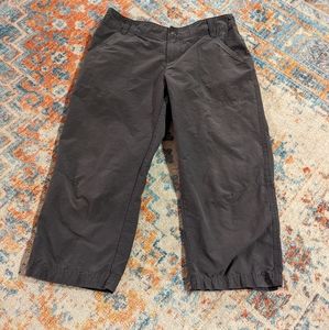 Columbia Women's 6 Gray Cotton Nylon Performance Outdoor Hiking Capri Pants